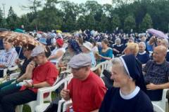 czciciele-bl.-edmunda-bojanowskiego-na-wspolnej-modlitwie-na-jasnej-gorze-3